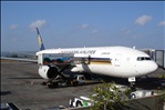 Boing 777-200 am Ngurah Rai Airport / Flug SQ141 DPS-SIN 